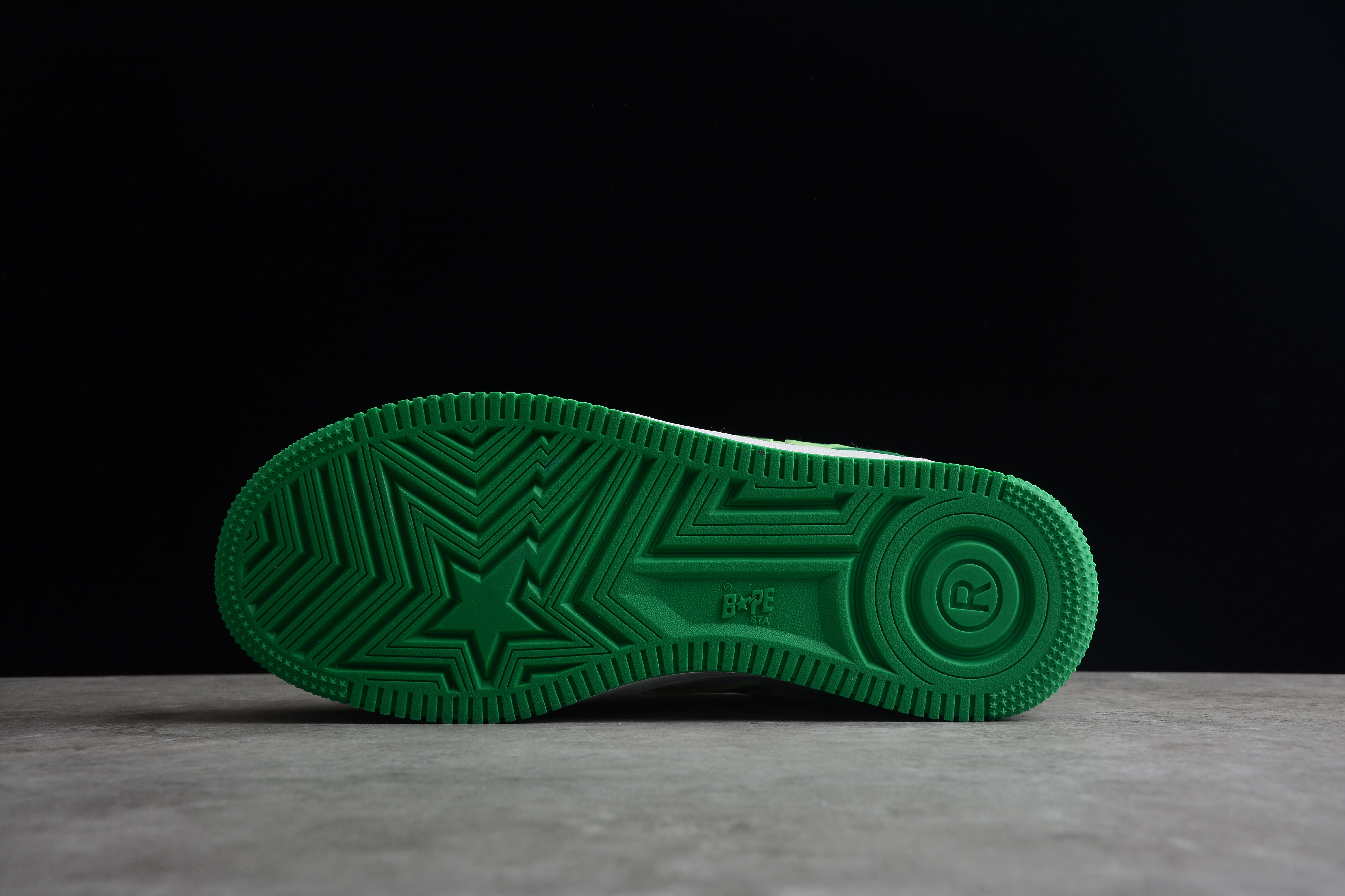 BAPE STA Low-Top Green and White Sneakers - Image 5