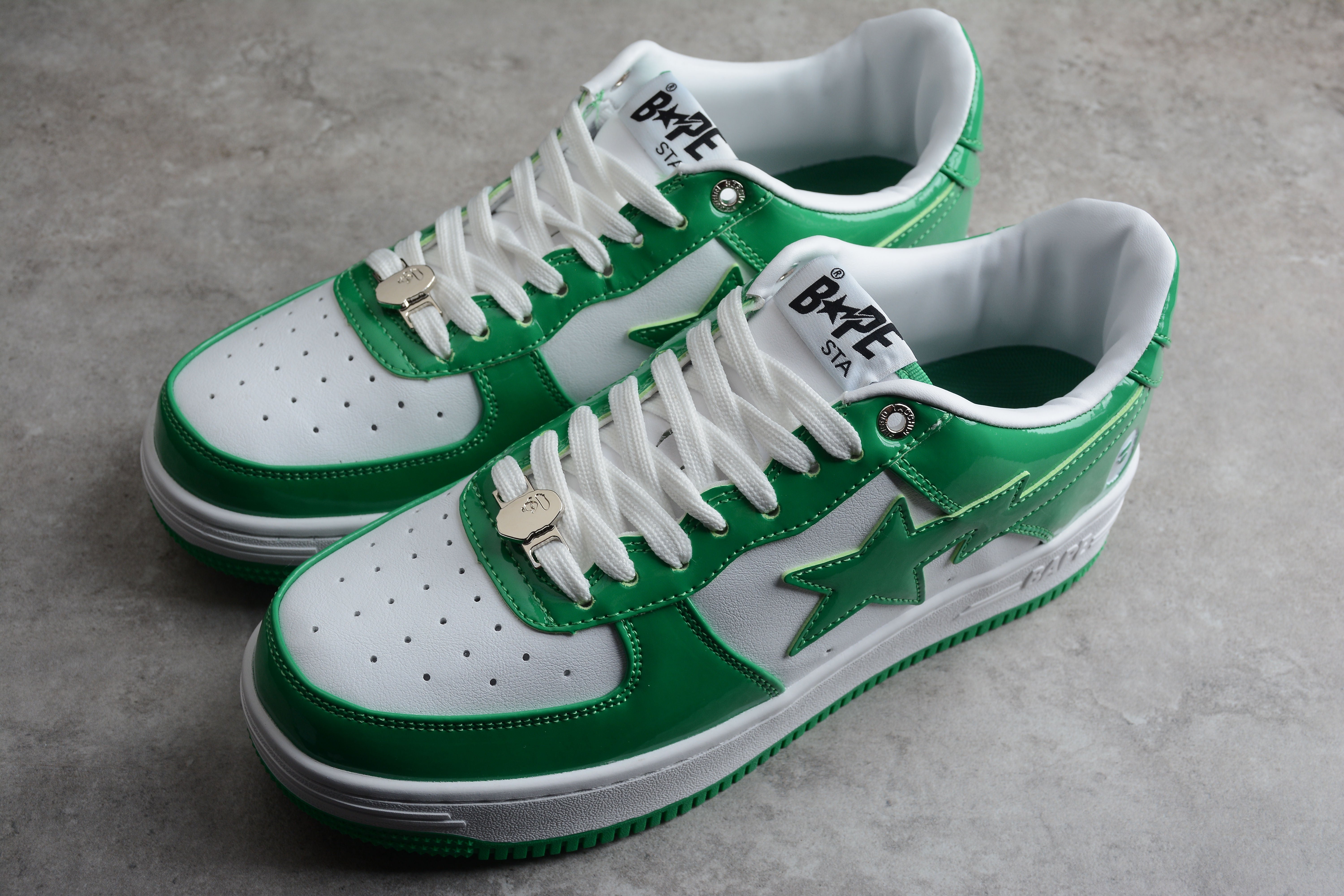 BAPE STA Low-Top Green and White Sneakers - Image 3