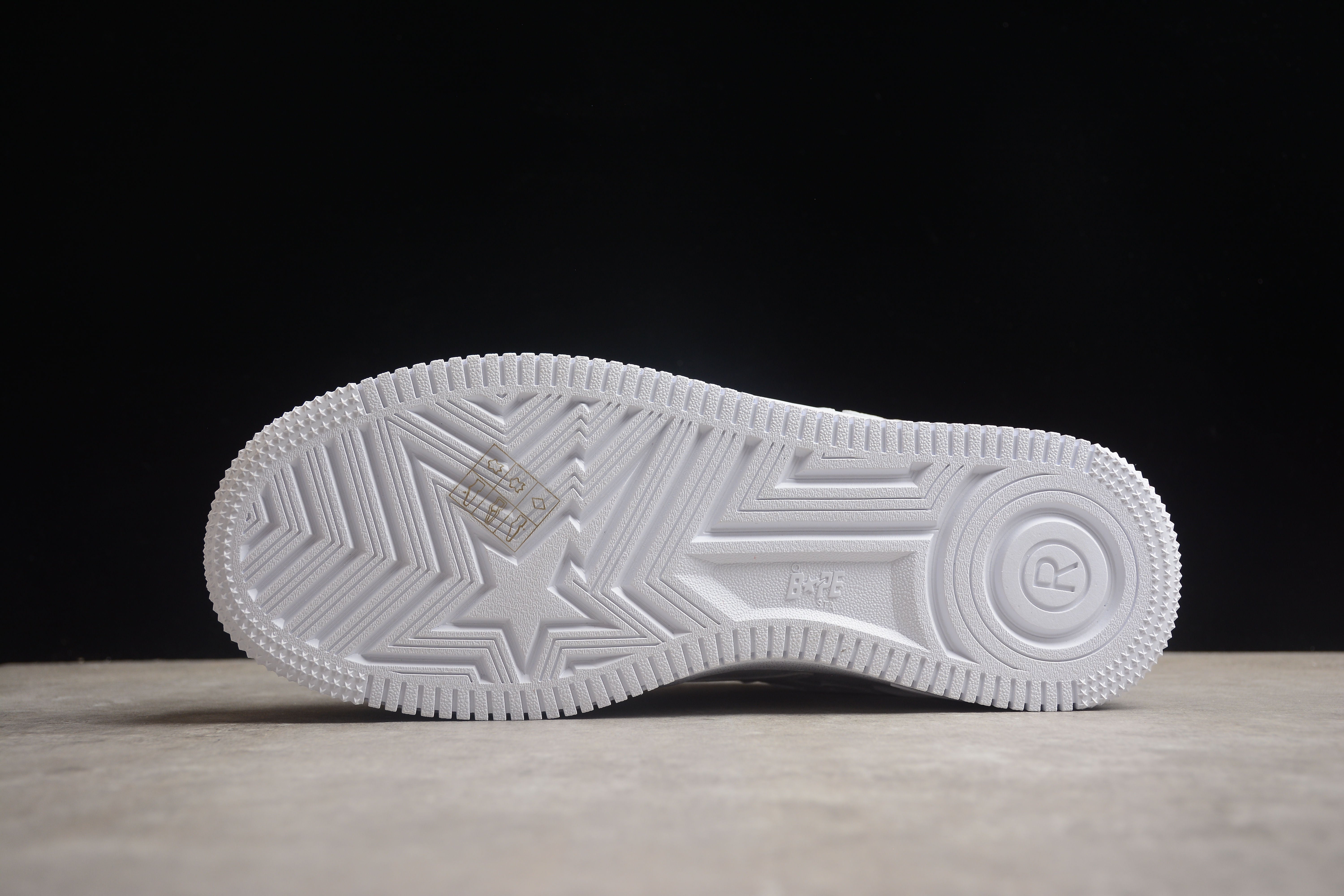 BAPE STA Low-Top Sneakers in All-White - Image 5