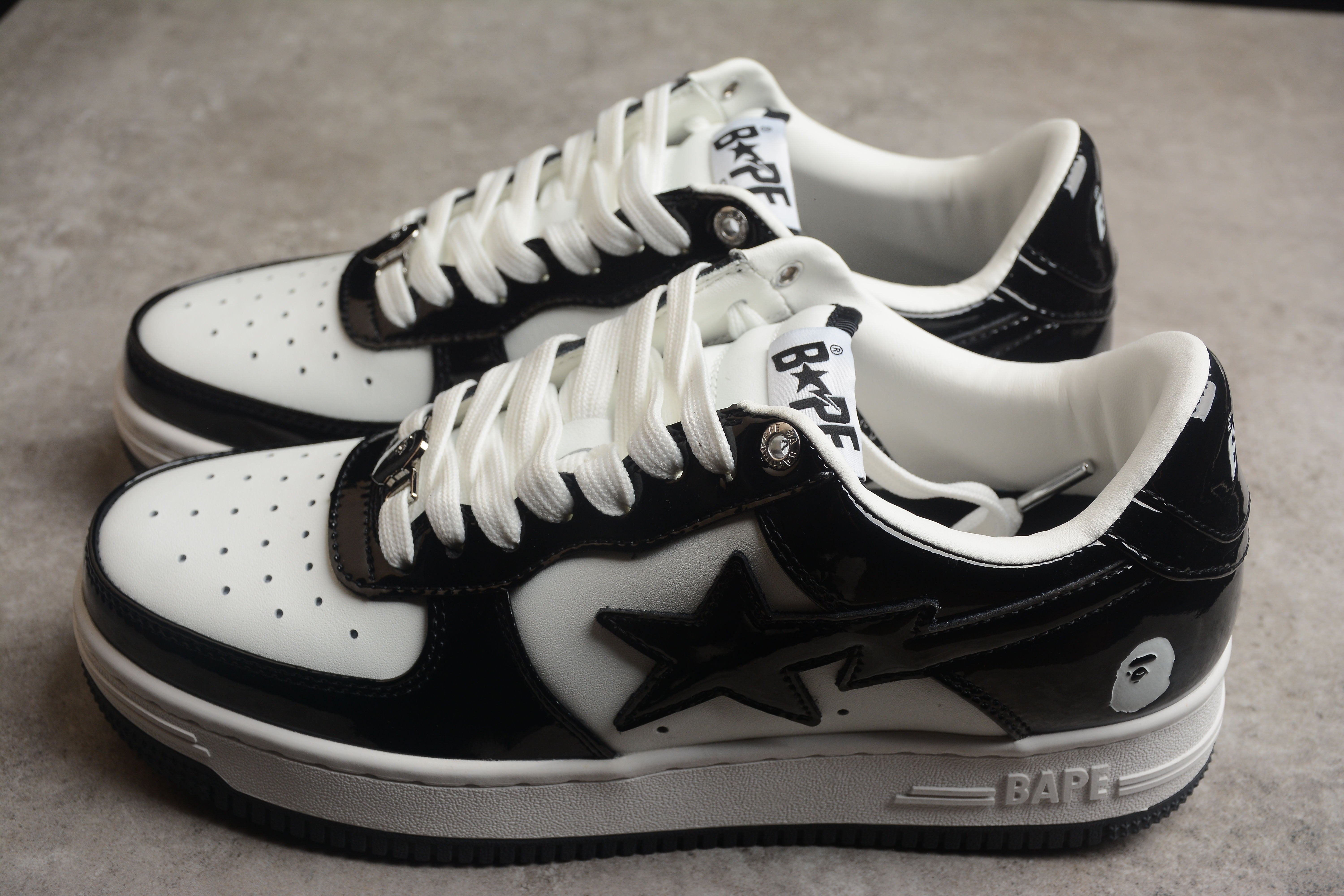 BAPE STA Low-Top Sneakers in Black and White - Image 3
