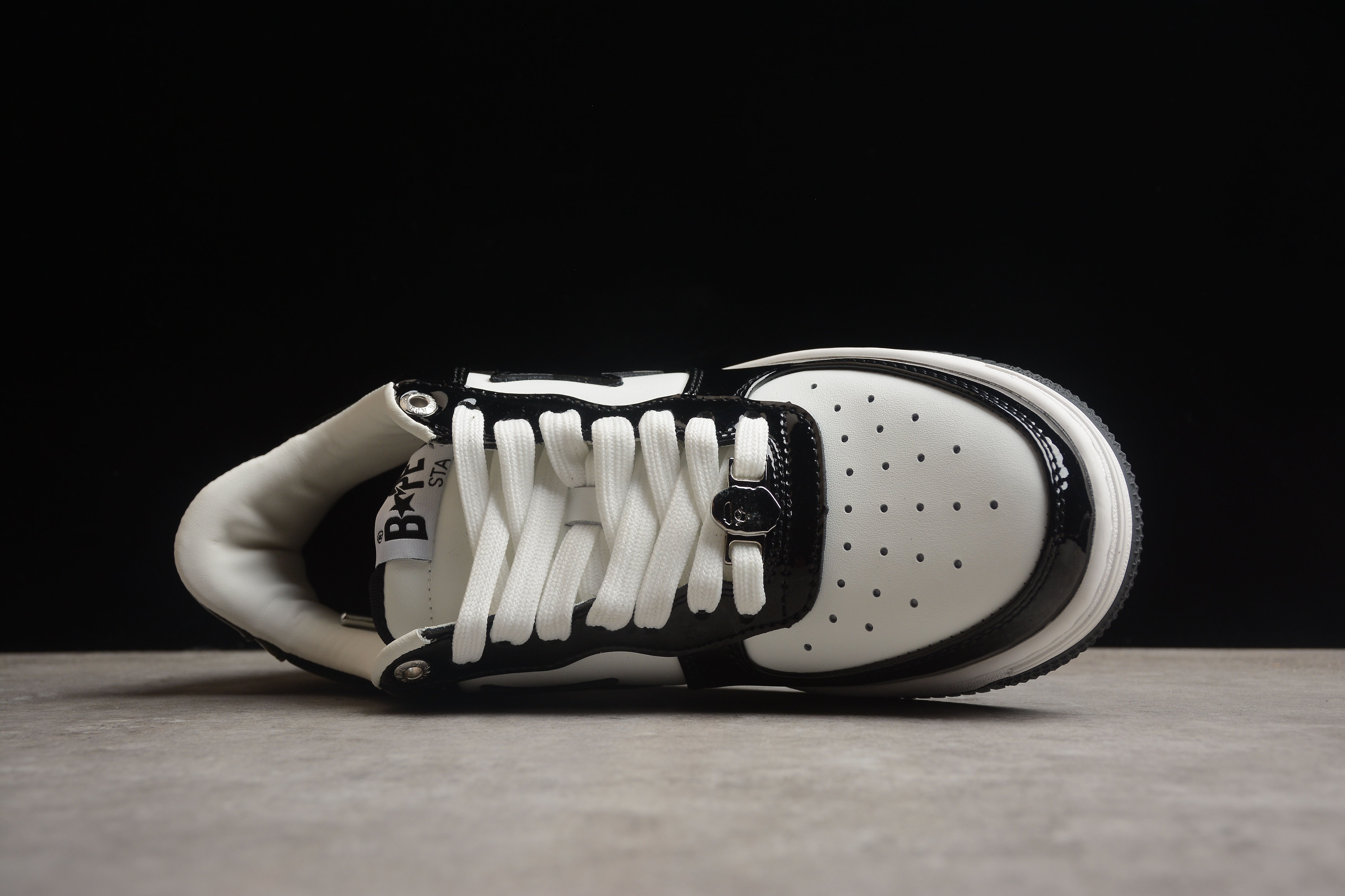 BAPE STA Low-Top Sneakers in Black and White - Image 6