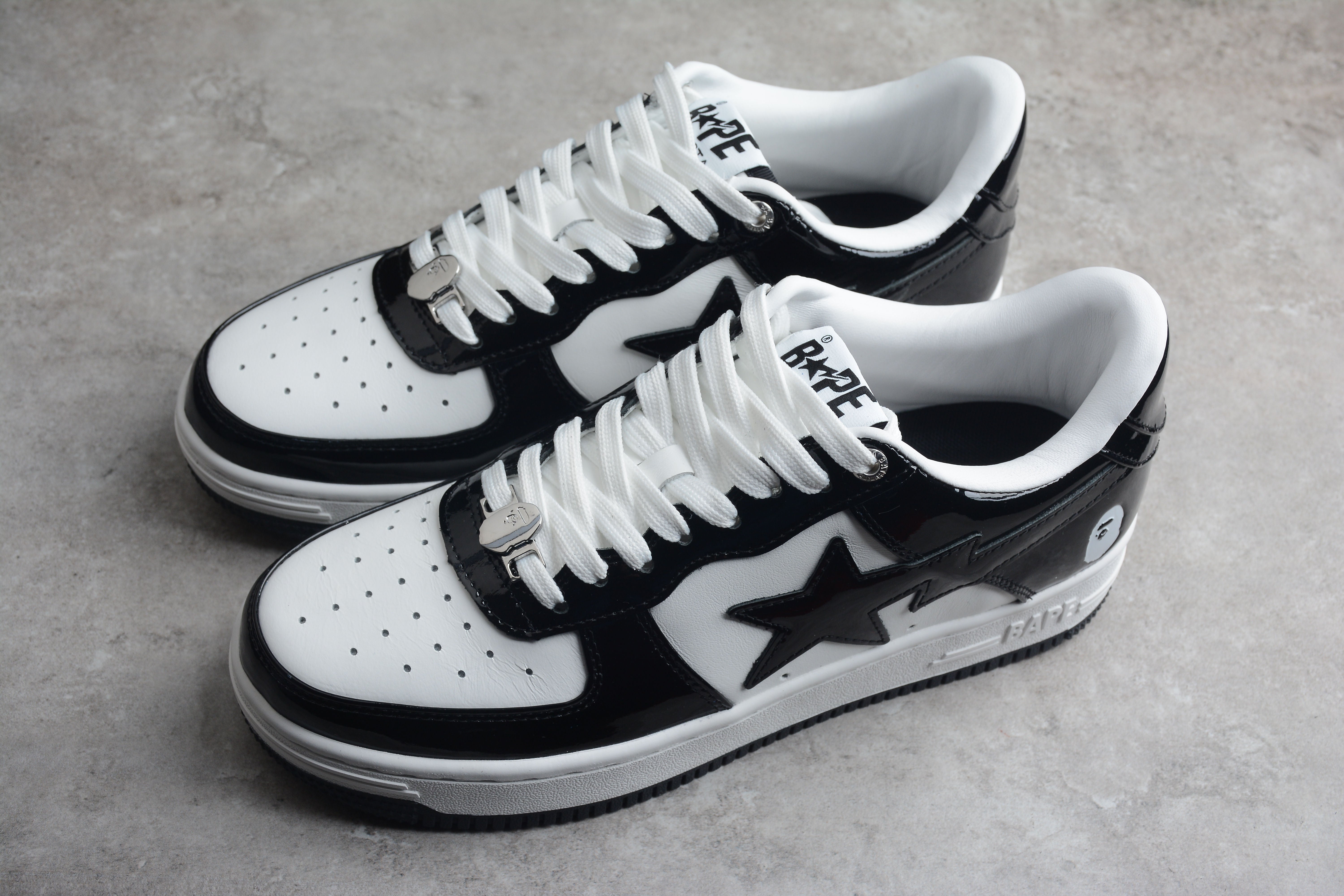 BAPE STA Low-Top Sneakers in Black and White - Image 3