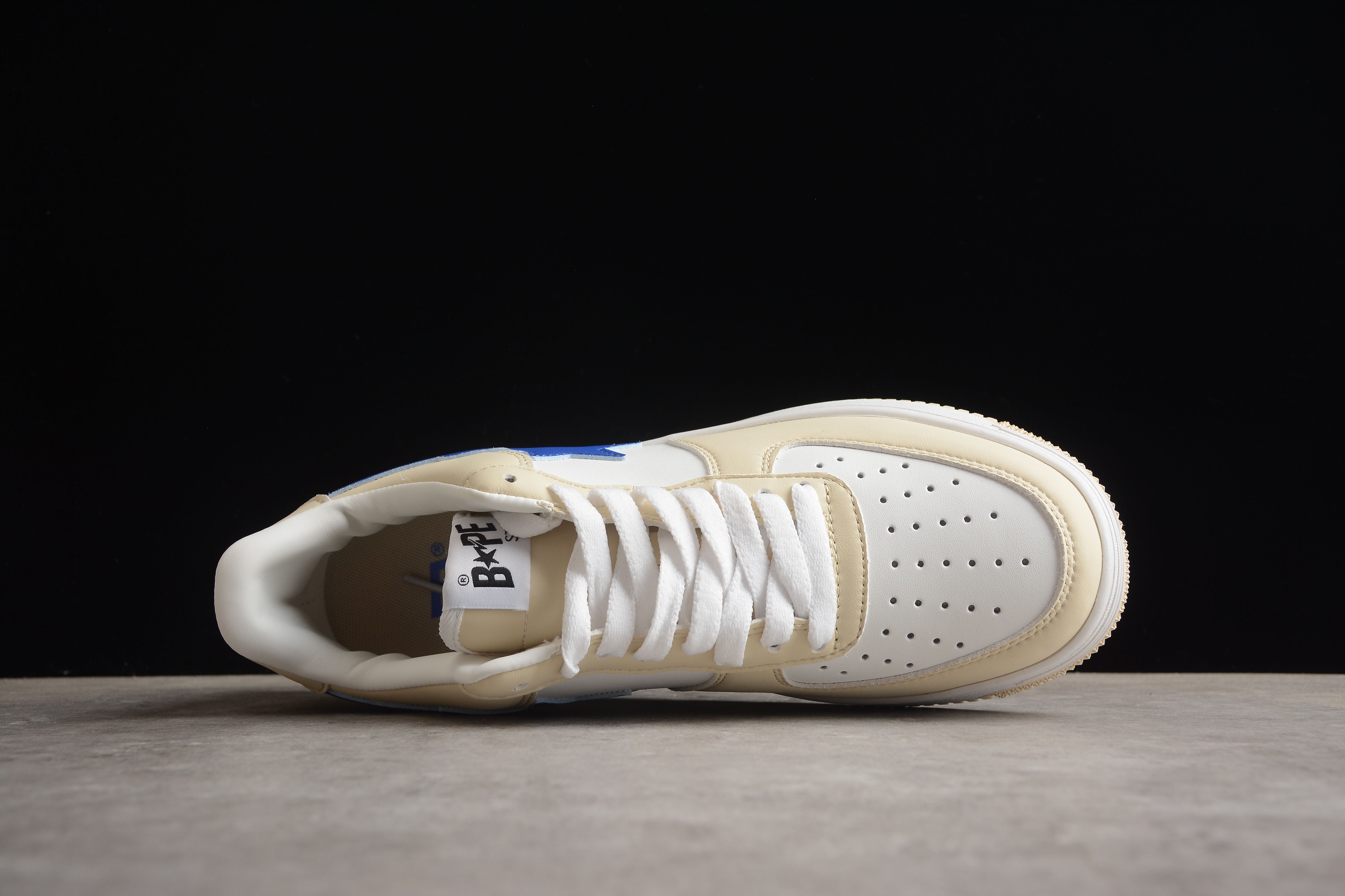 BAPE STA Low-Top Sneakers in Cream and Blue - Image 6