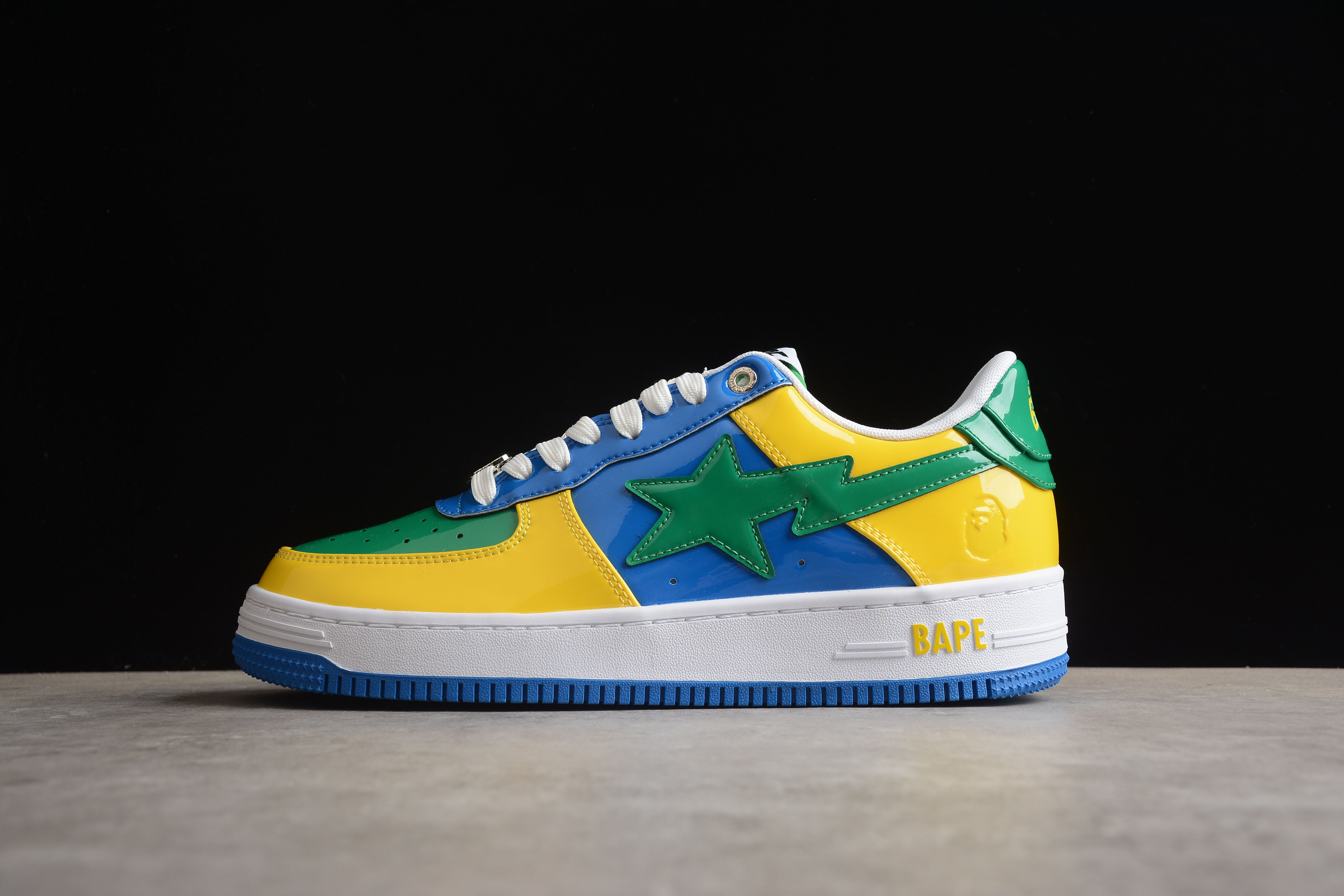 BAPE STA Low-Top Sneakers in Green, Blue, and Yellow - Image 2