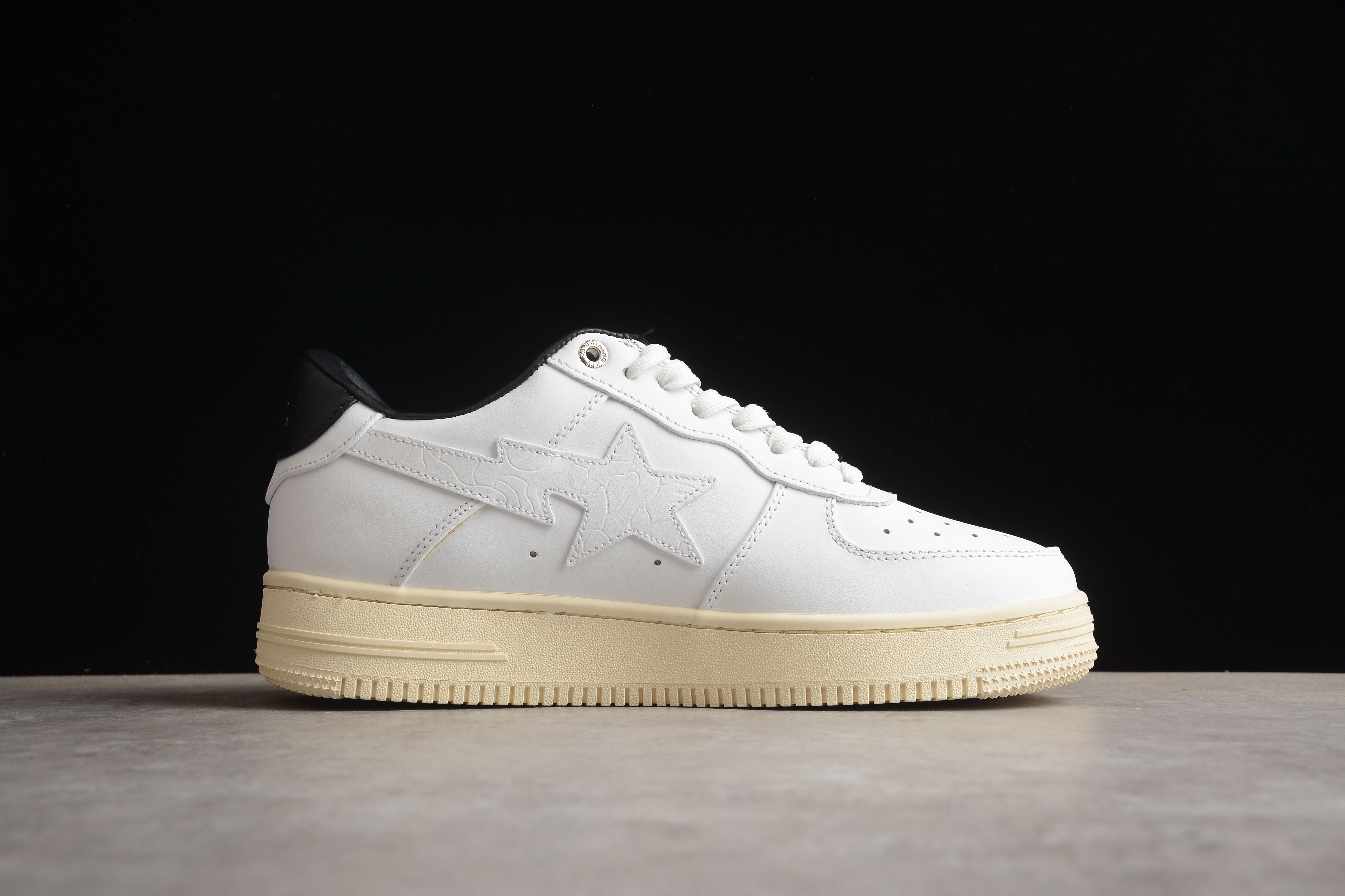 BAPE STA Low-Top Sneakers in White and Black - Image 7