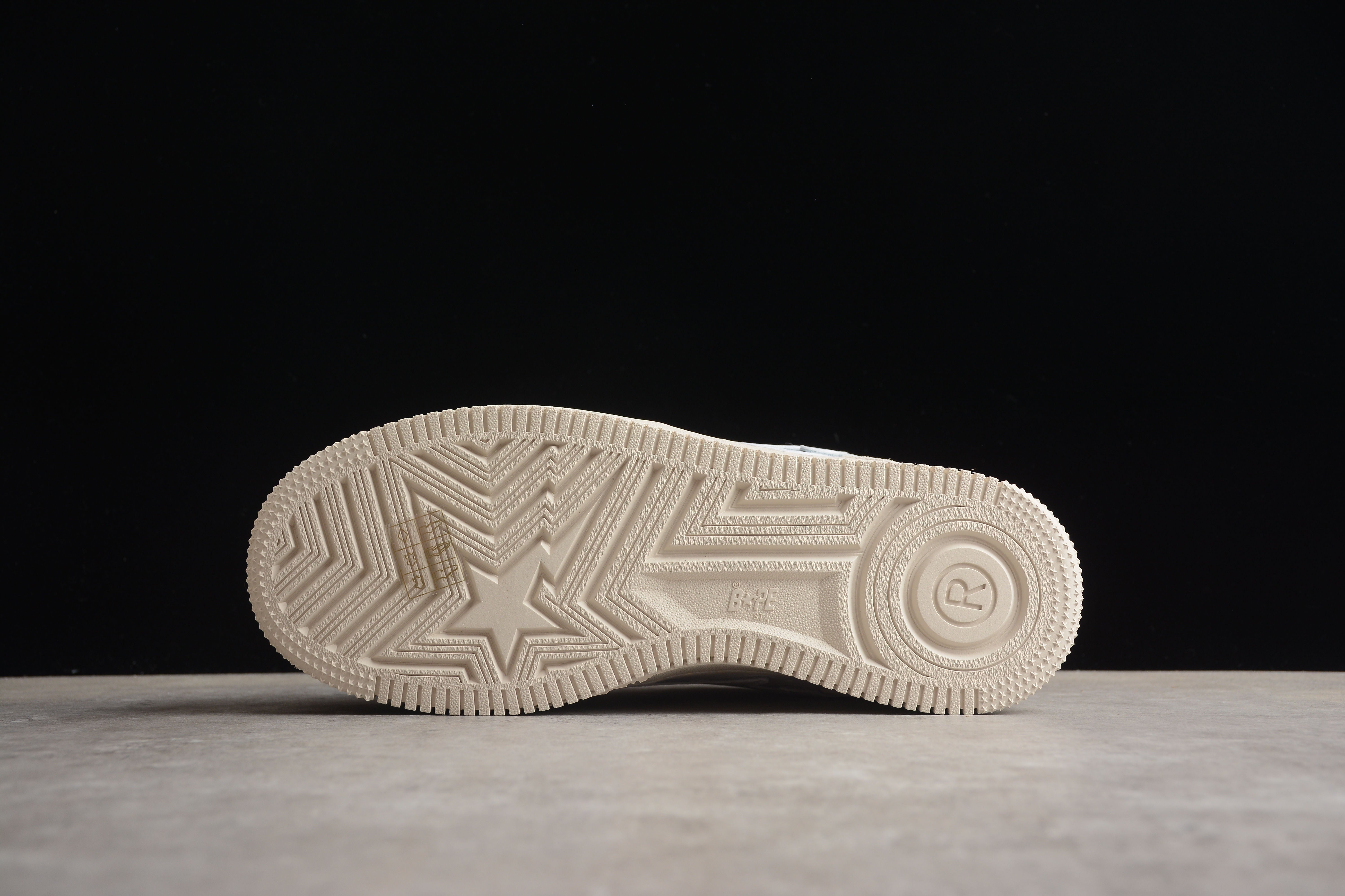 BAPE STA Low-Top Sneakers in White and Cream - Image 5