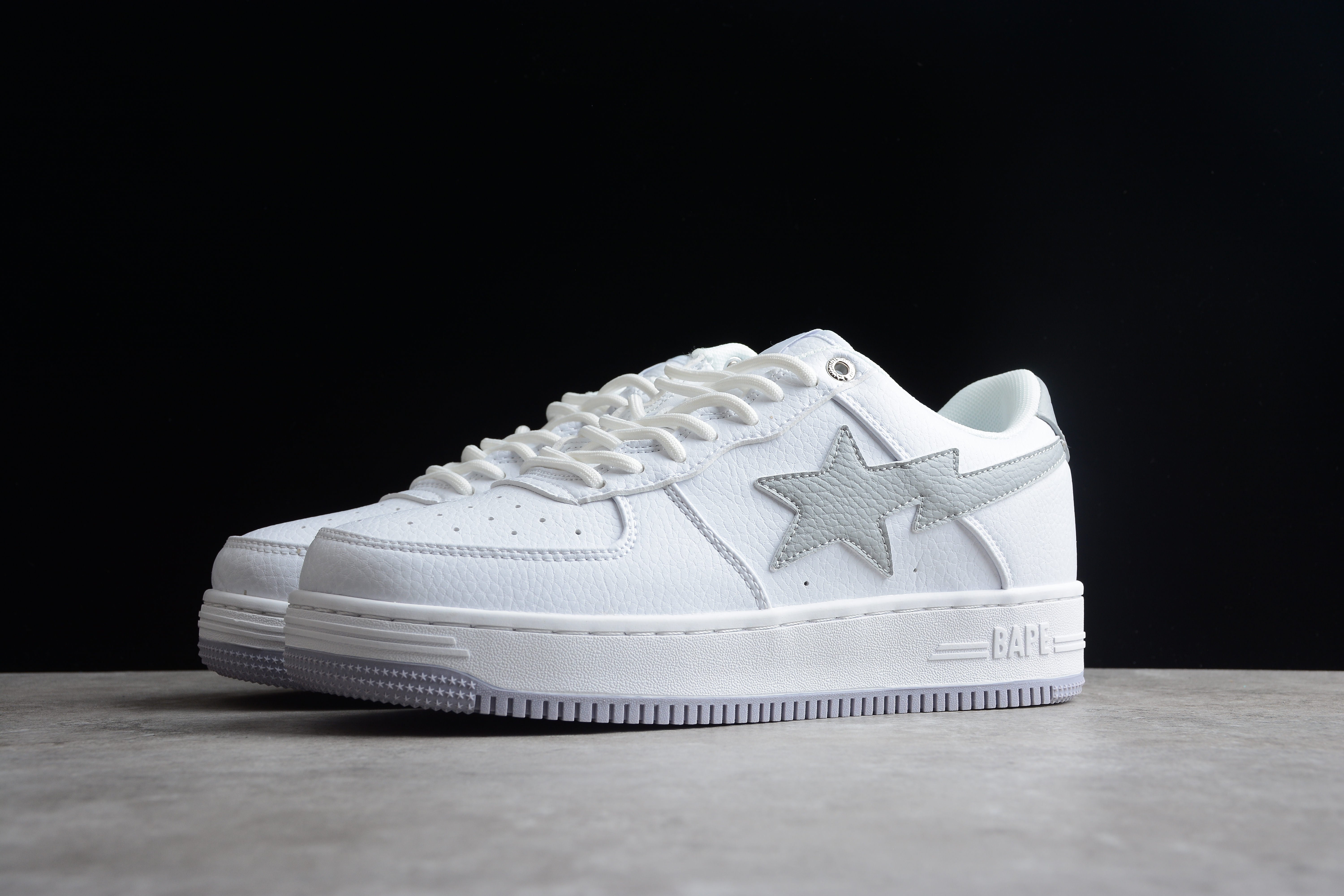 BAPE STA Low-Top Sneakers in White and Gray - Image 8