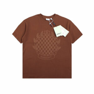 Burberry T-shirt with Checkered Crest