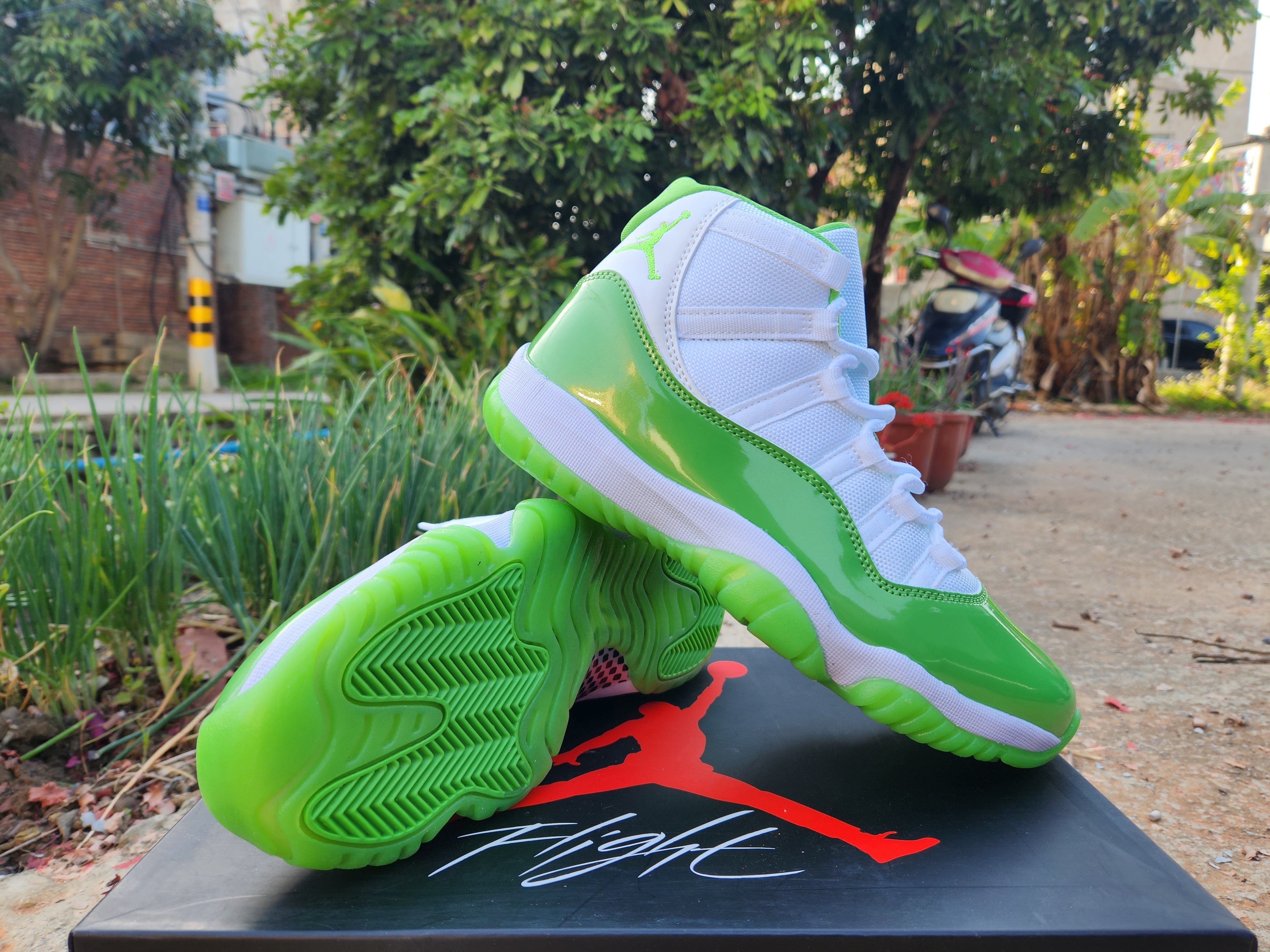 JORDAN 11 Green and White - Image 3