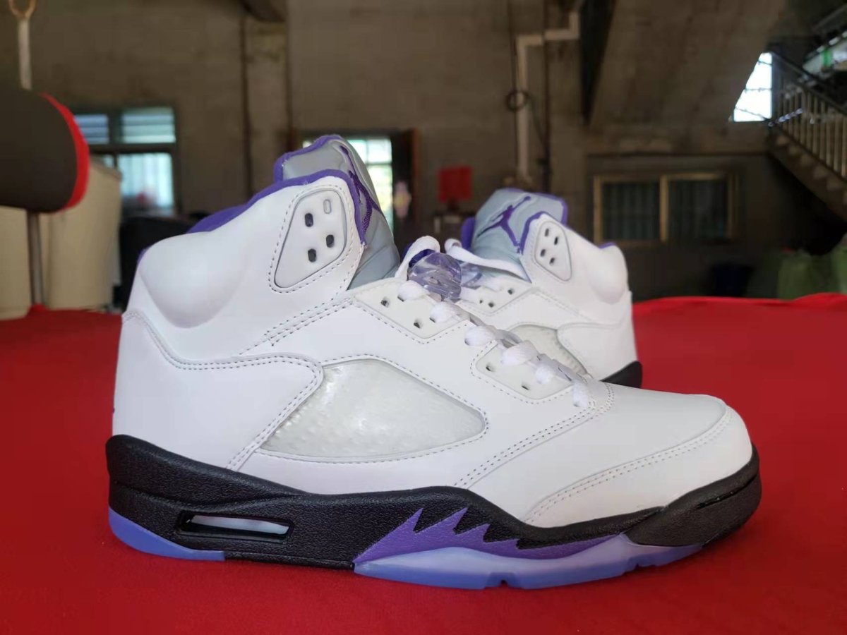 JORDAN 5 RETRO x DARK CONCORD - Image 6