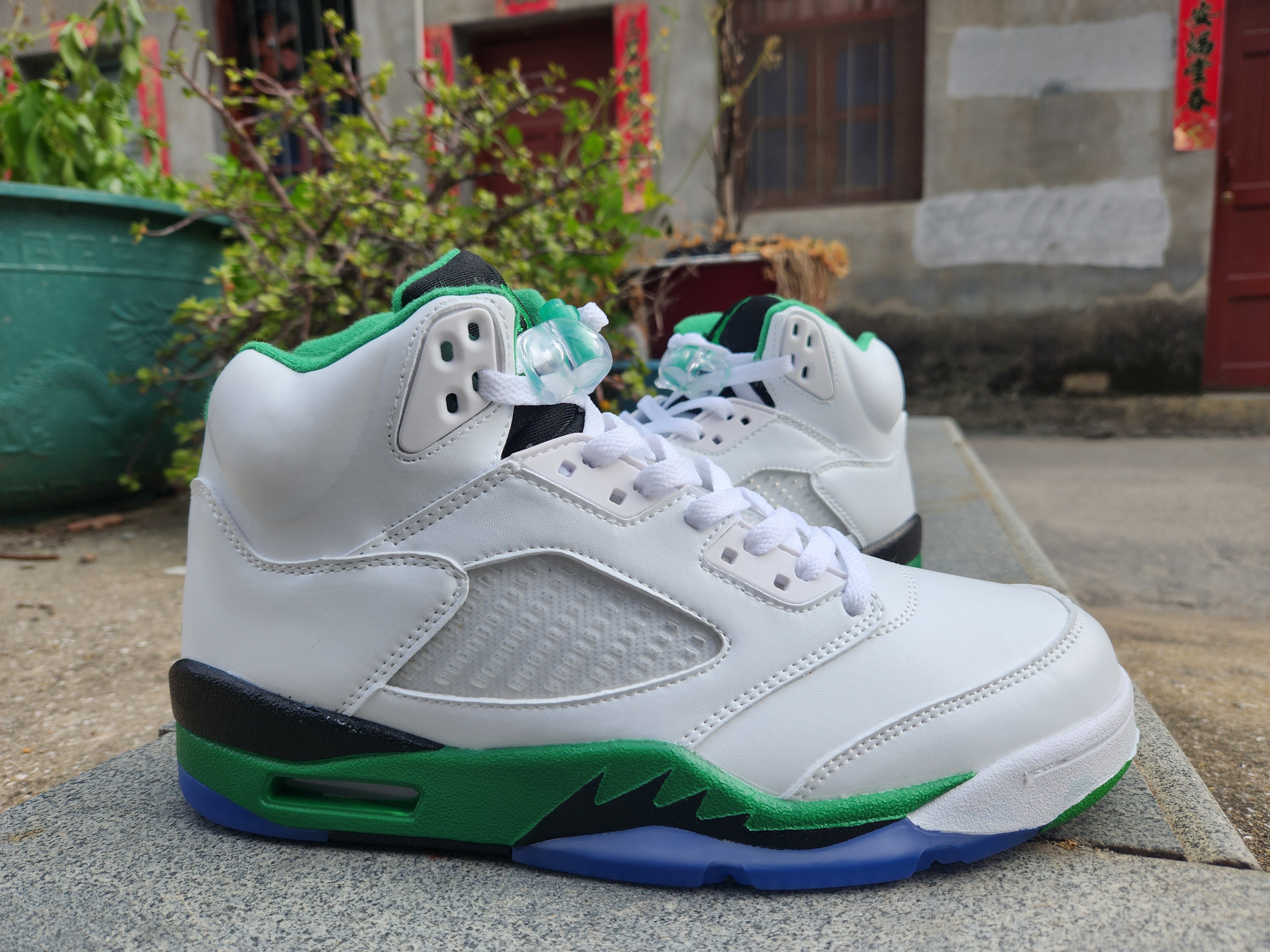 Jordan 5 white, green and black - Image 2