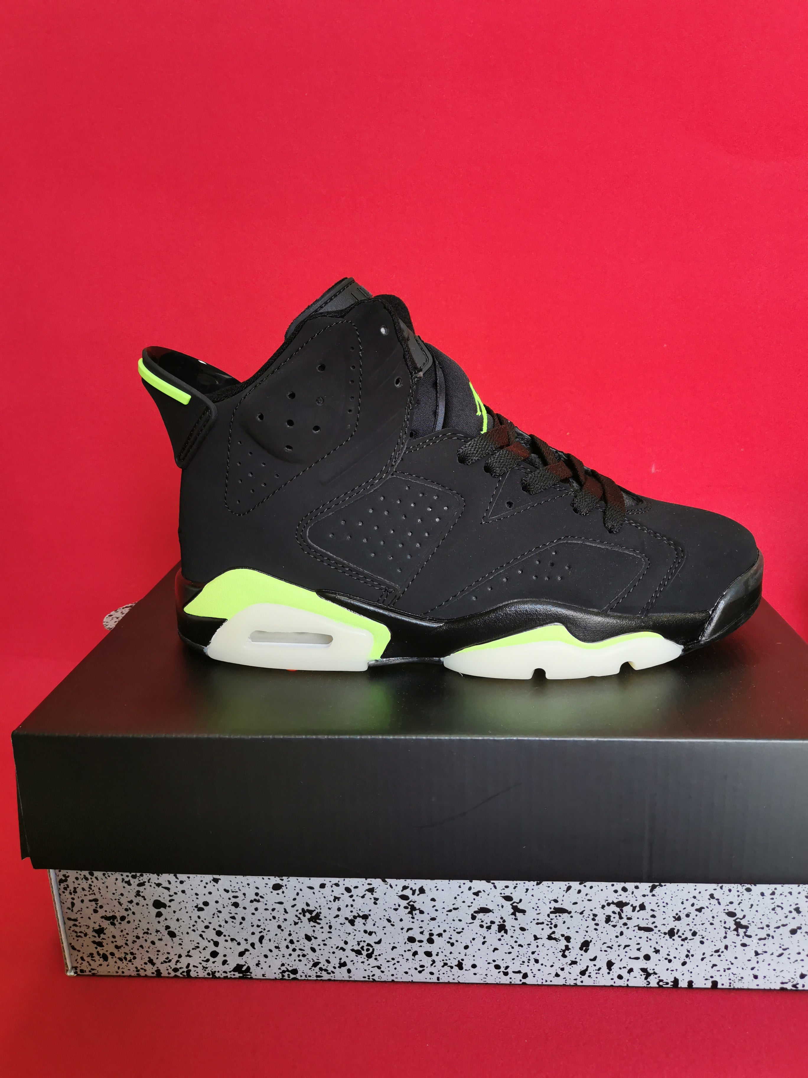 Jordan 6 Black and green - Image 4