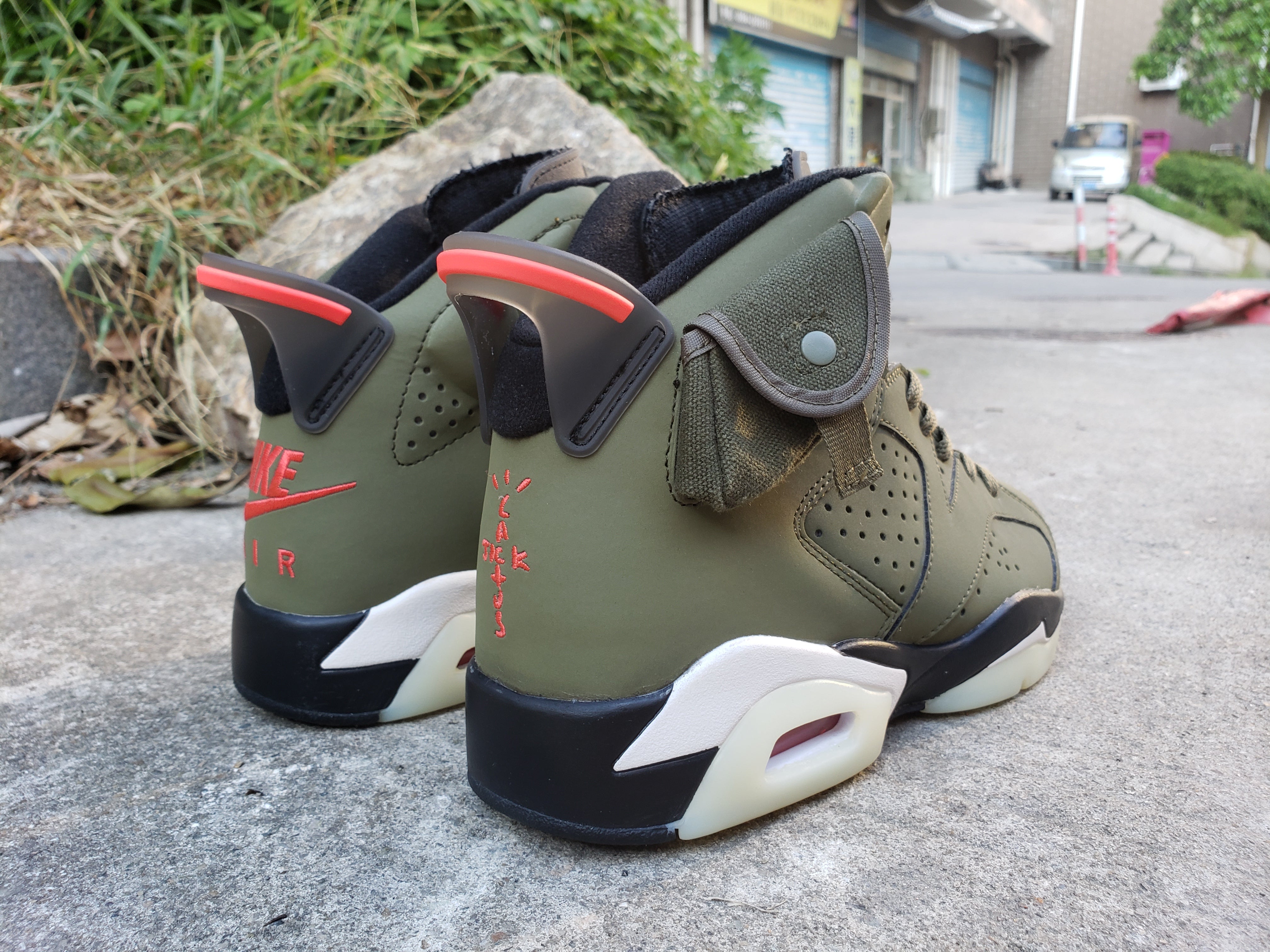 Jordan 6 Retro "Travis Scott - Medium Olive" - Image 3