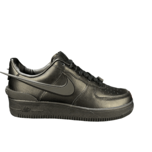 NIKE AIR FORCE 1 "Big Swoosh All-Black"