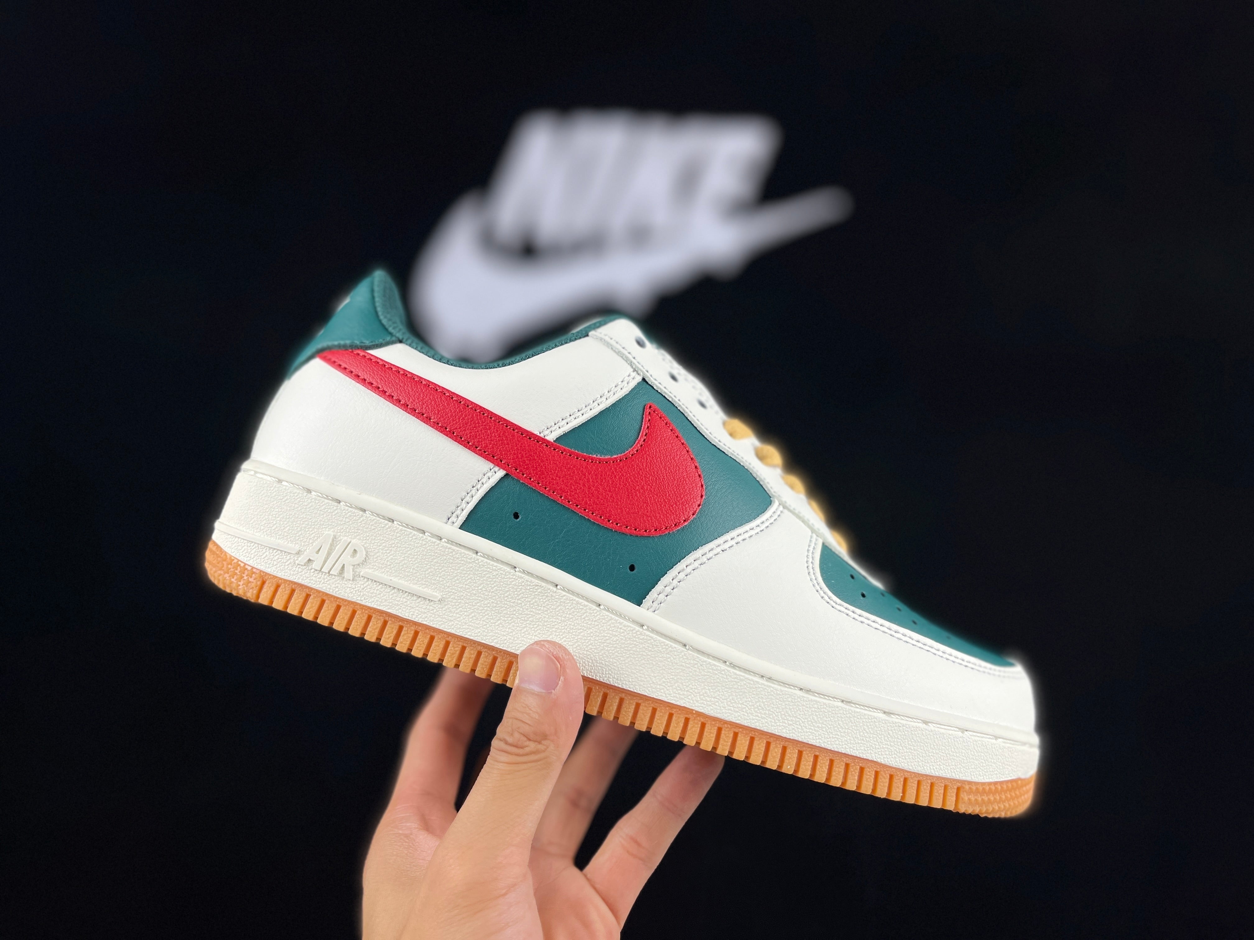 NIKE AIR FORCE 1 Low - Image 2