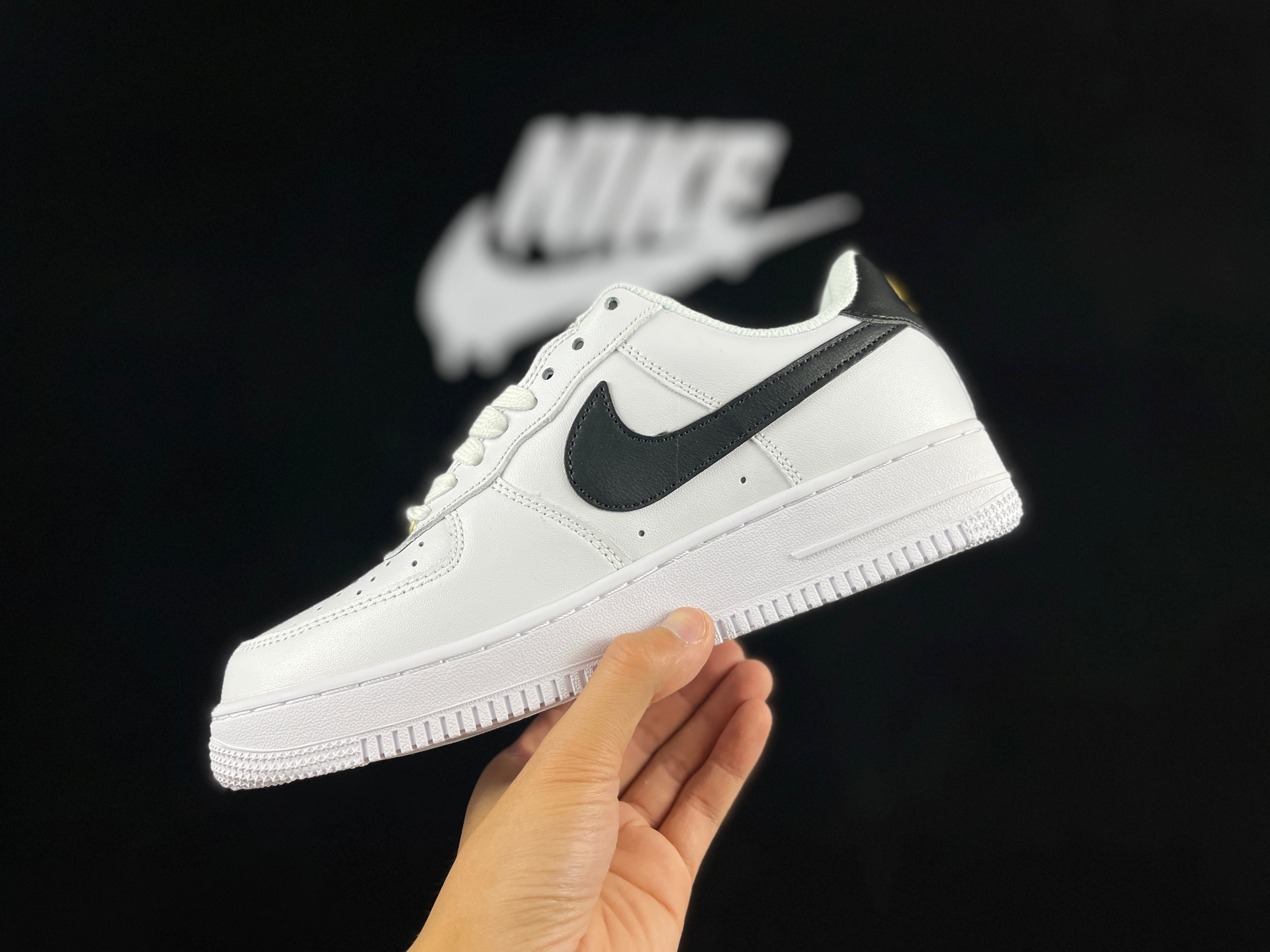NIKE AIR FORCE 1 "Mini Swoosh White/Black" - Image 3