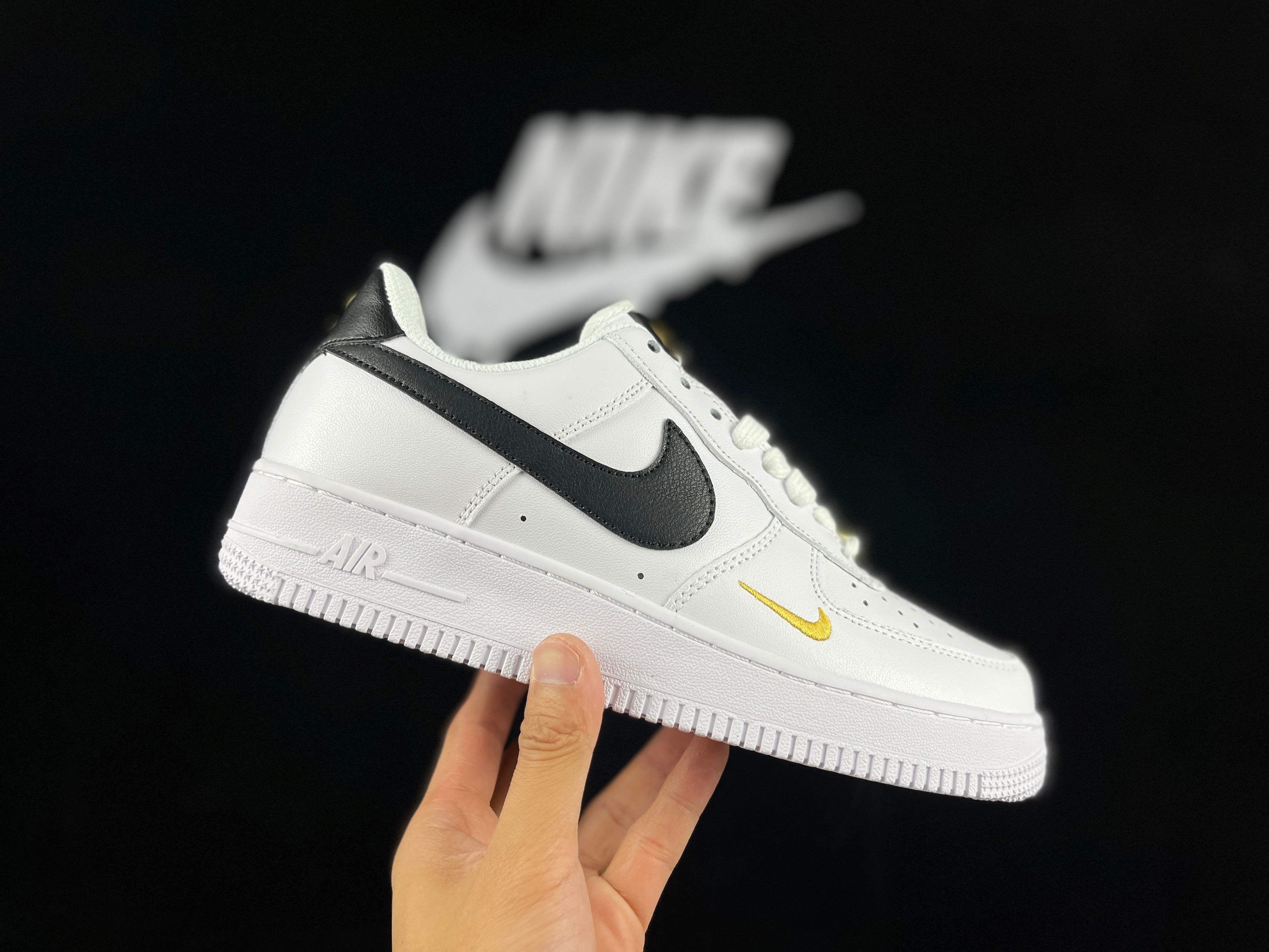 NIKE AIR FORCE 1 "Mini Swoosh White/Black" - Image 2