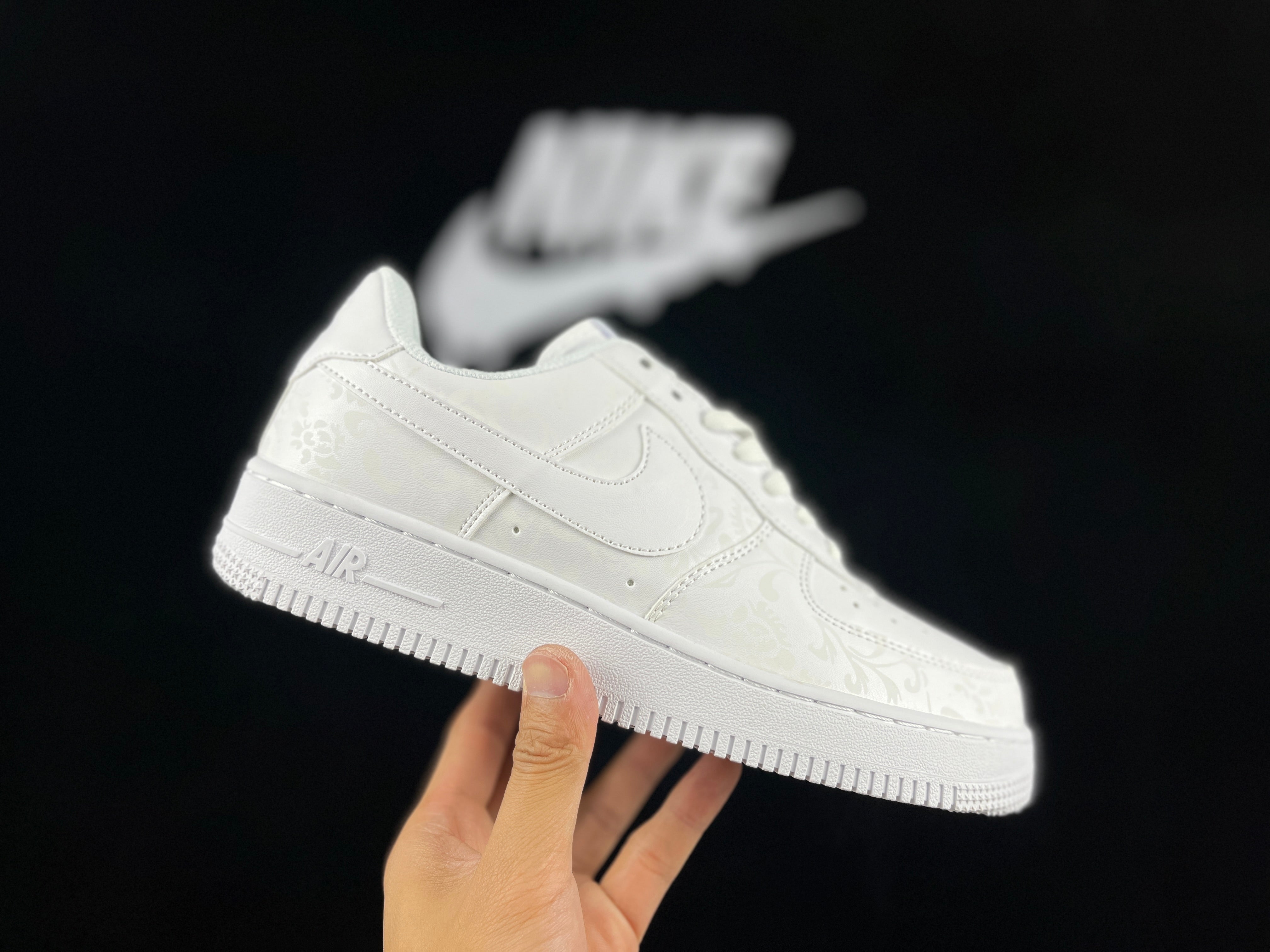NIKE AIR FORCE 1 "Qinghua Porcelain" - Image 2