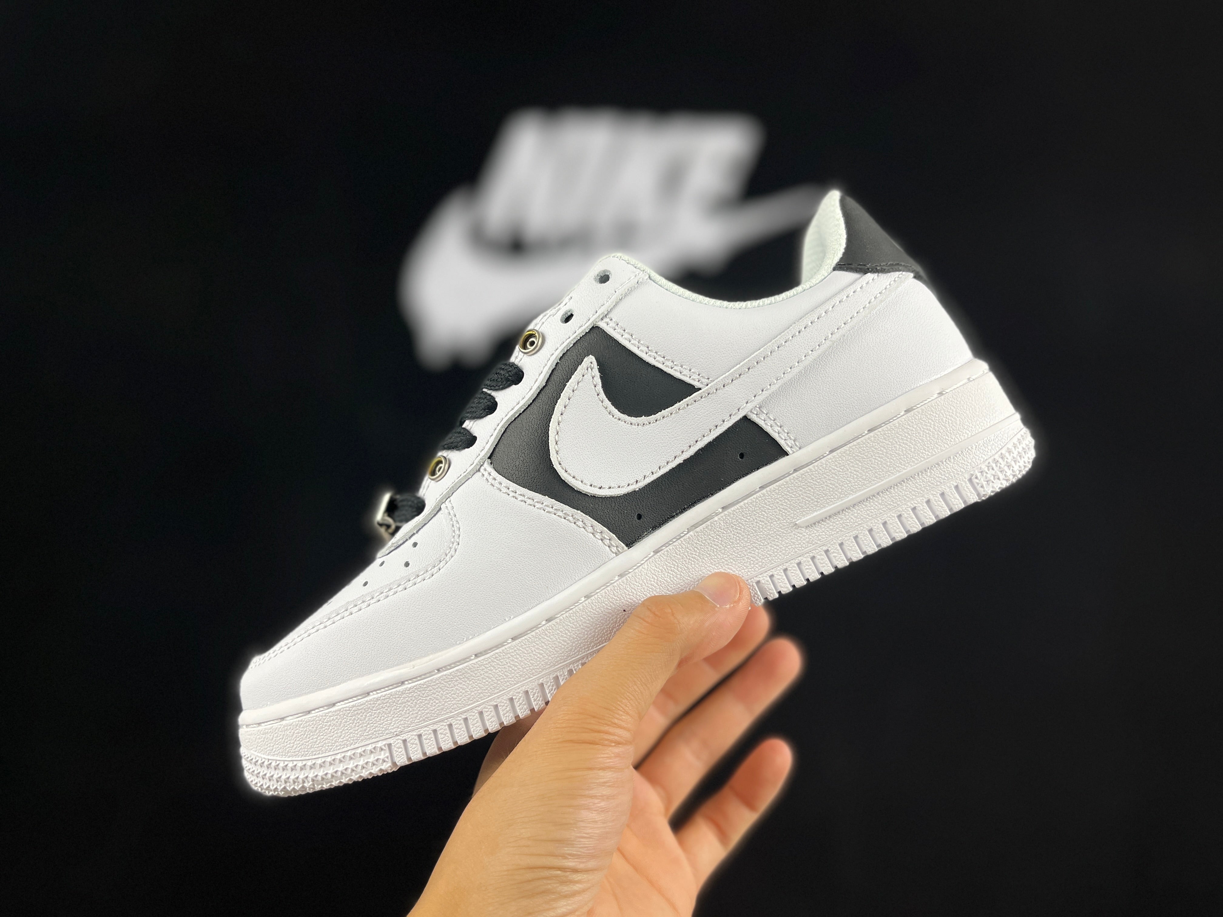 NIKE AIR FORCE 1 "White Buckle" - Image 3