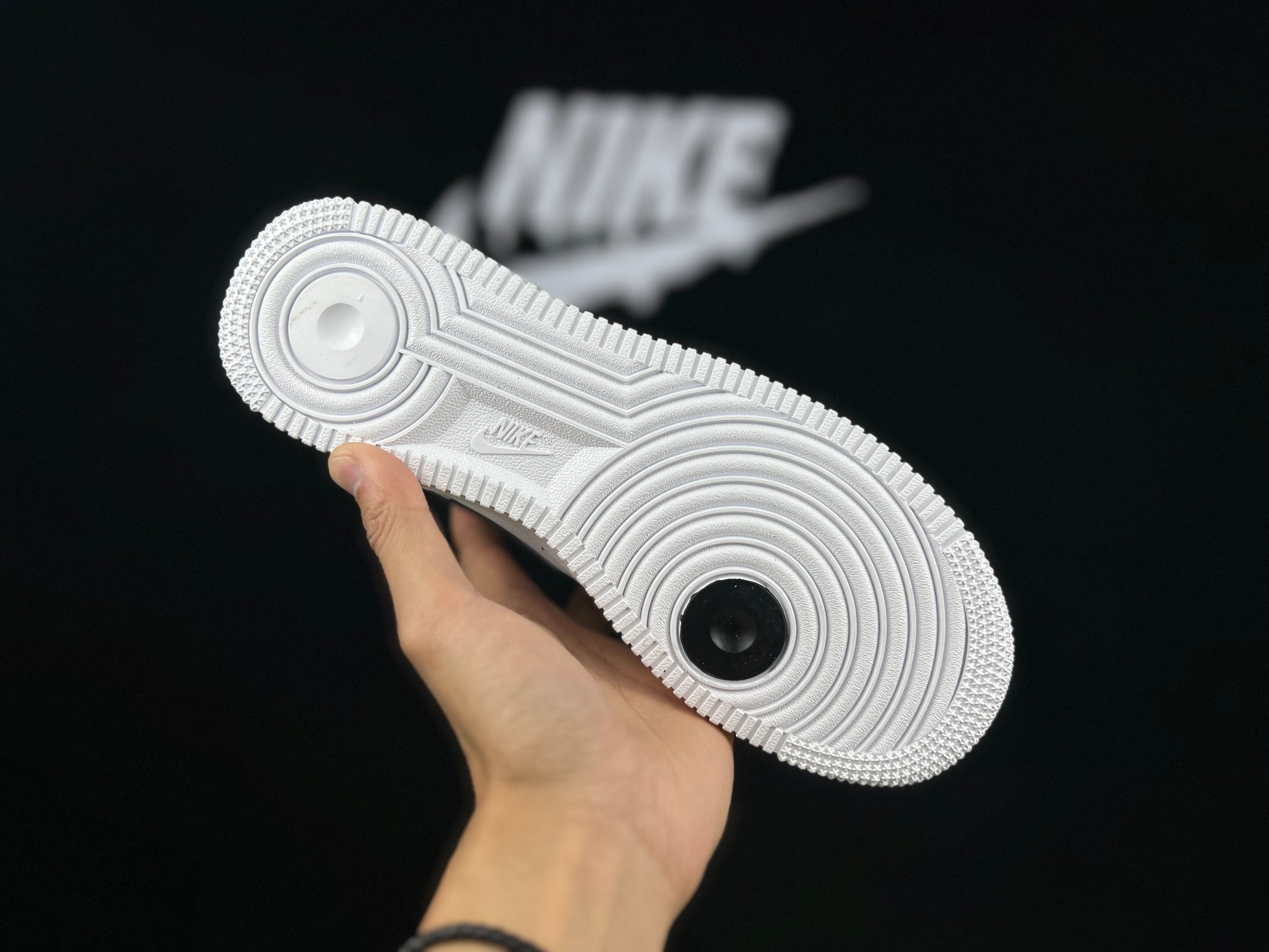 NIKE AIR FORCE 1 "White/Black" - Image 3
