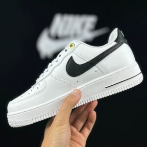 NIKE AIR FORCE 1 "White/Black"