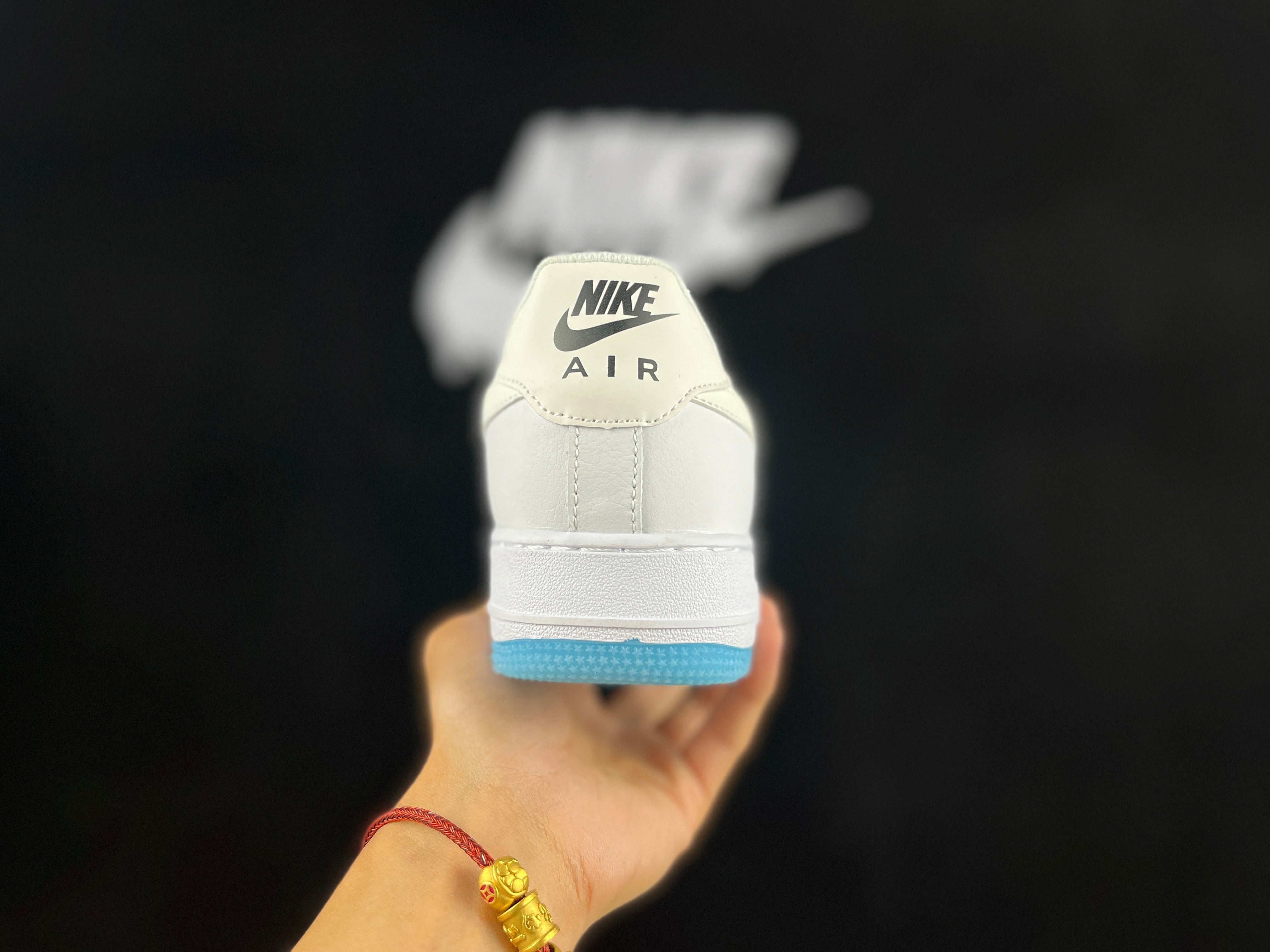 NIKE AIR FORCE 1 "White/Blue/Pink Thermochromatic" - Image 4